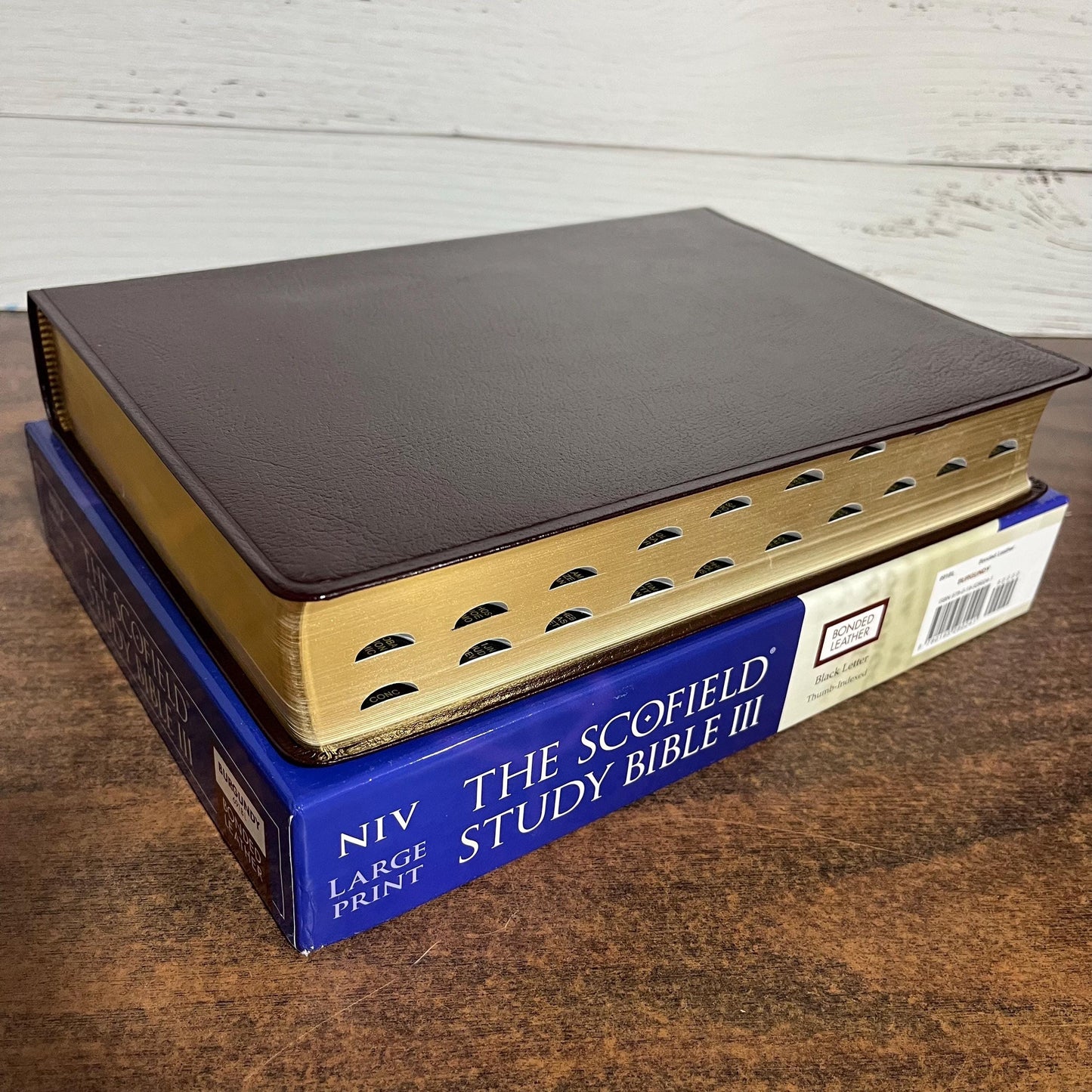 Personalized NIV 1984 Scofield Study Bible III Large Print Thumb Indexed - Burgundy Bonded Leather, Custom Imprinted Name, Out of Print