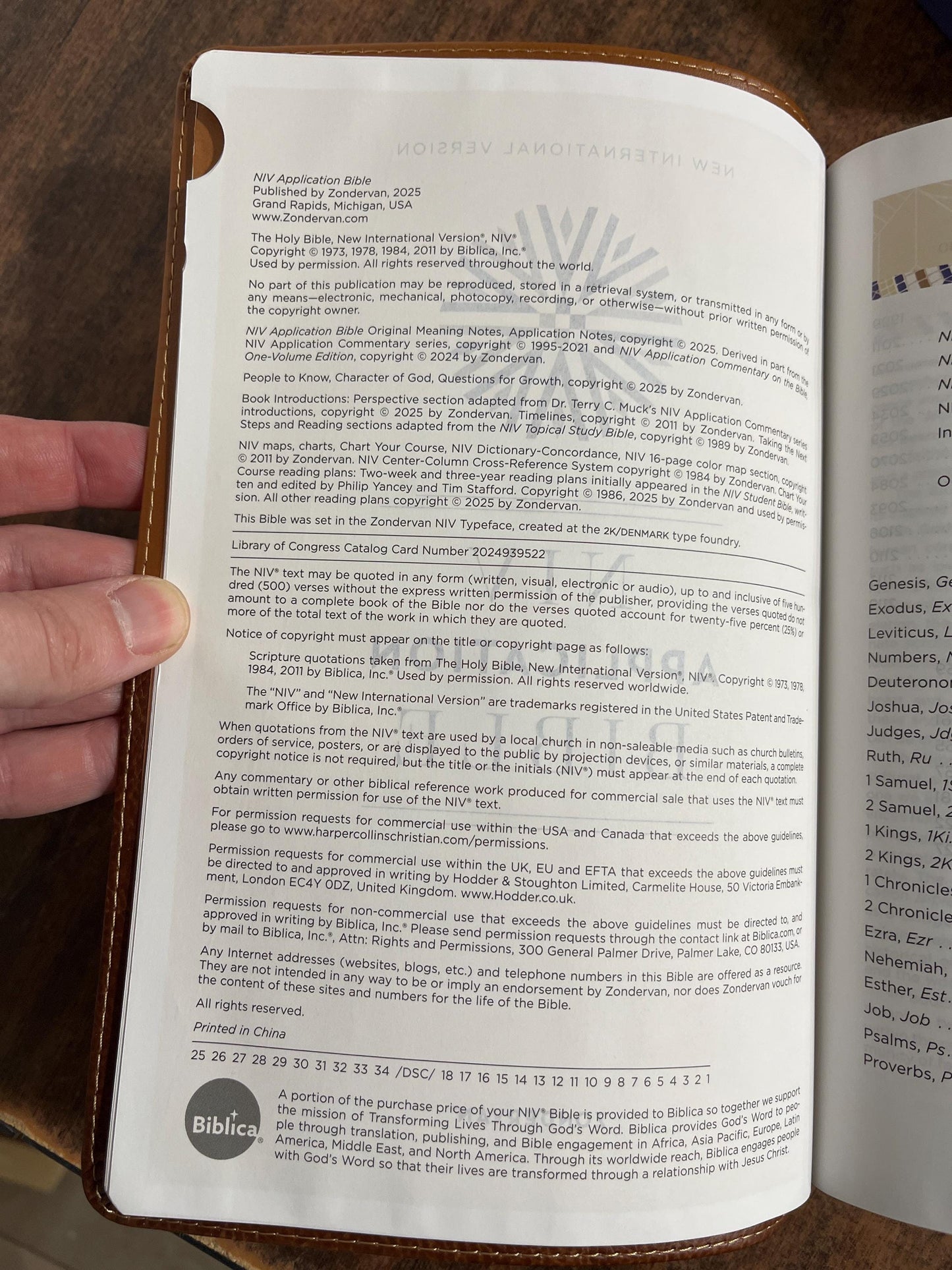 Personalized NIV Life Application Study Bible Thumb Indexed with book tabs - Brown LeatherLike - Custom Imprinted with a name, 9780310465157
