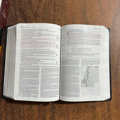 Personalized NIV Life Application Study Bible - Black LeatherLike, with Ivory Fabric - Custom Imprinted with a name, 20spaces 9781414359793