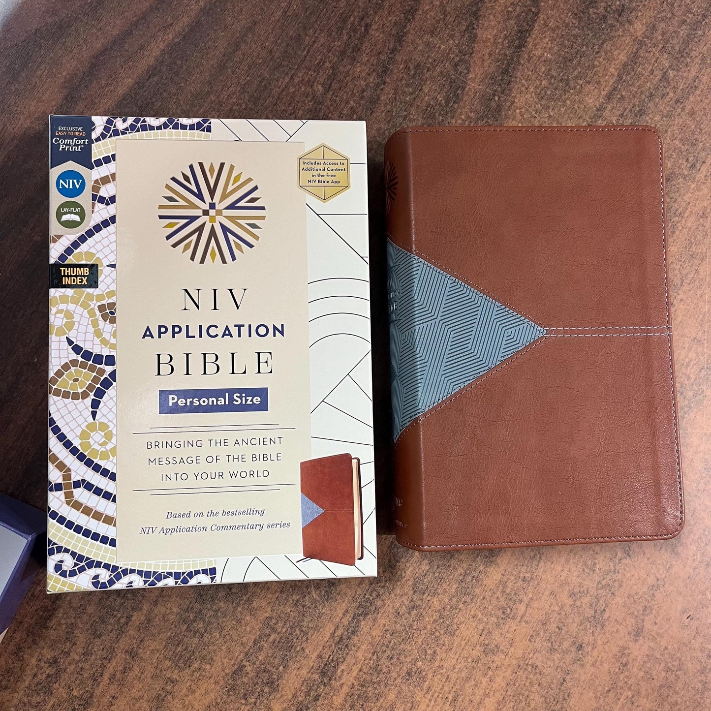 Personalized NIV Personal Size Life Application Study Bible Thumb Indexed - Brown / Slate Blue LeatherSoft -  Custom Imprinted 9780310465256