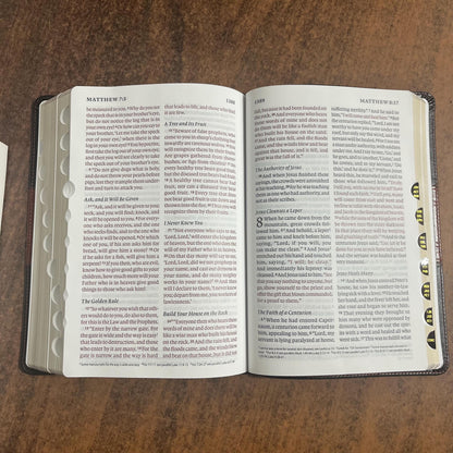 Personalized ESV Giant Print Personal Size Bible Thumb Indexed - Forest / Tan TruTone - Custom Imprinted, Large print, ISBN 9798874906467