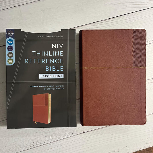 Personalized NIV Large Print Thinline Reference Bible - Brown LeatherSoft Cover Custom Imprinted a name, 9780310462668