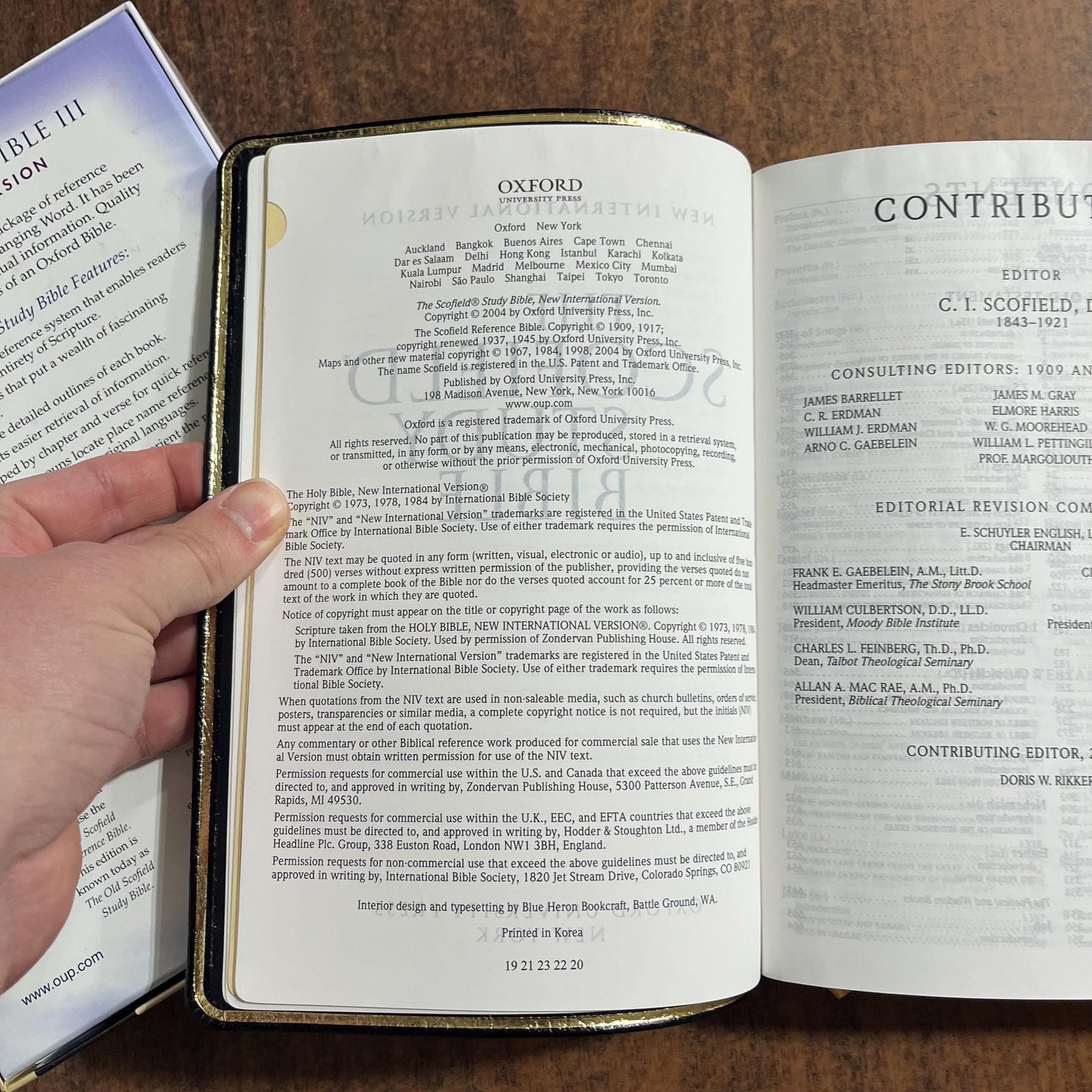 Personalized NIV 1984 Scofield Study Bible III Thumb Indexed - Black Genuine Leather, Custom Imprinted, Name on bible, Out of Print