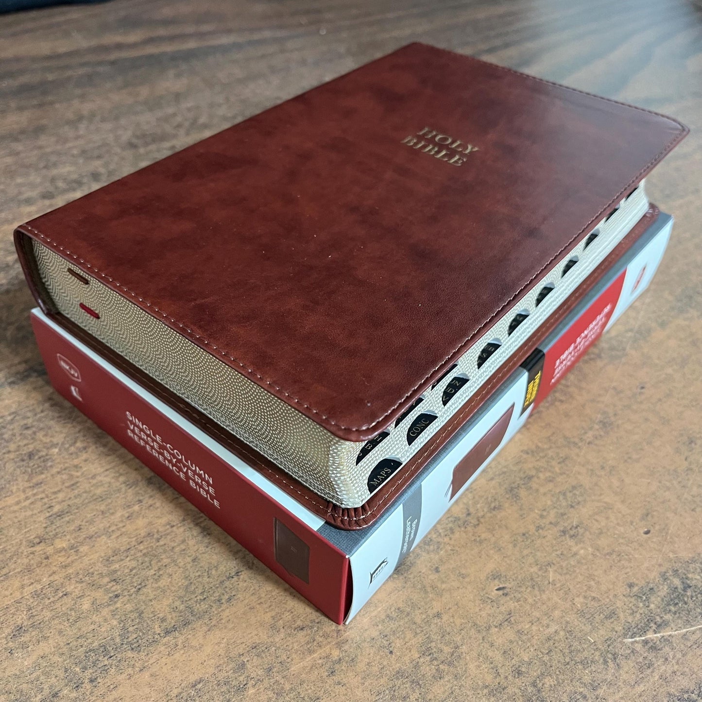 Personalized NKJV Single Column Reference Bible Thumb Indexed - Brown LeatherSoft - Verse by Verse, Custom Imprinted with name 9781400335213