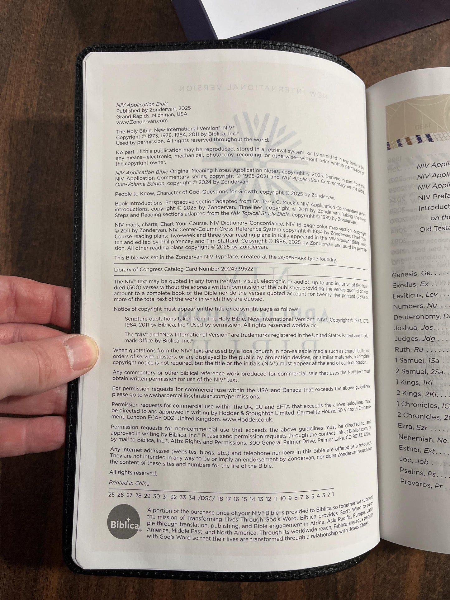 Personalized NIV Application Study Bible - Black European Bonded Leather - Custom Imprinted with a name, 9780310465102 (Update to Life Application Bible)
