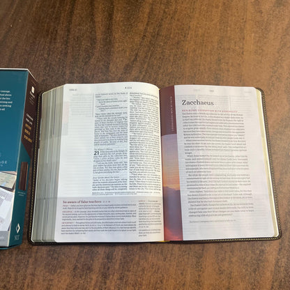 Personalized NLT Courage for Life Study Bible for Men - Rustic Brown LeatherLike - Custom Imprinted with name, Journaling room 9781496475558