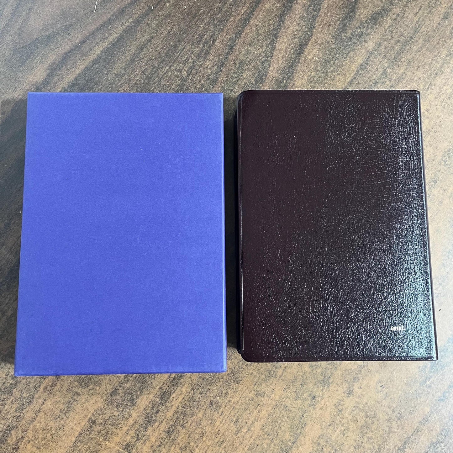 Personalized NIV 1984 Scofield Study Bible III Large Print Thumb Indexed - Burgundy Bonded Leather, Custom Imprinted Name, Out of Print