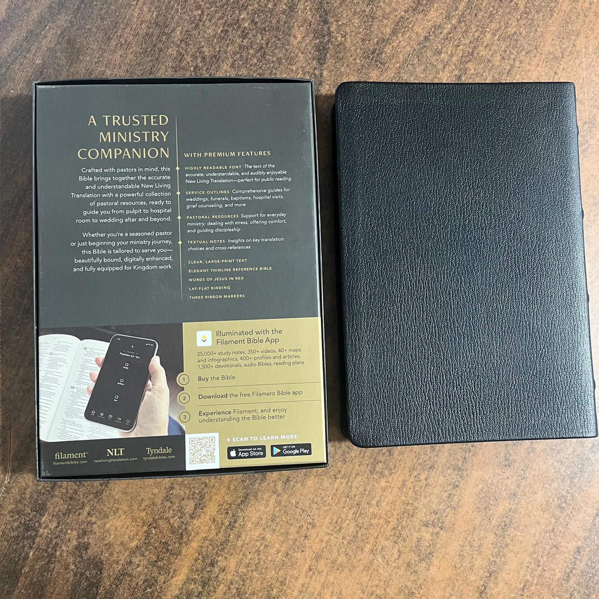 Personalized NLT Pastors Bible - Black Genuine Leather, Imprinted Name, Large Print Thinline Size Raised Spine Hubs ISBN 9798400506222