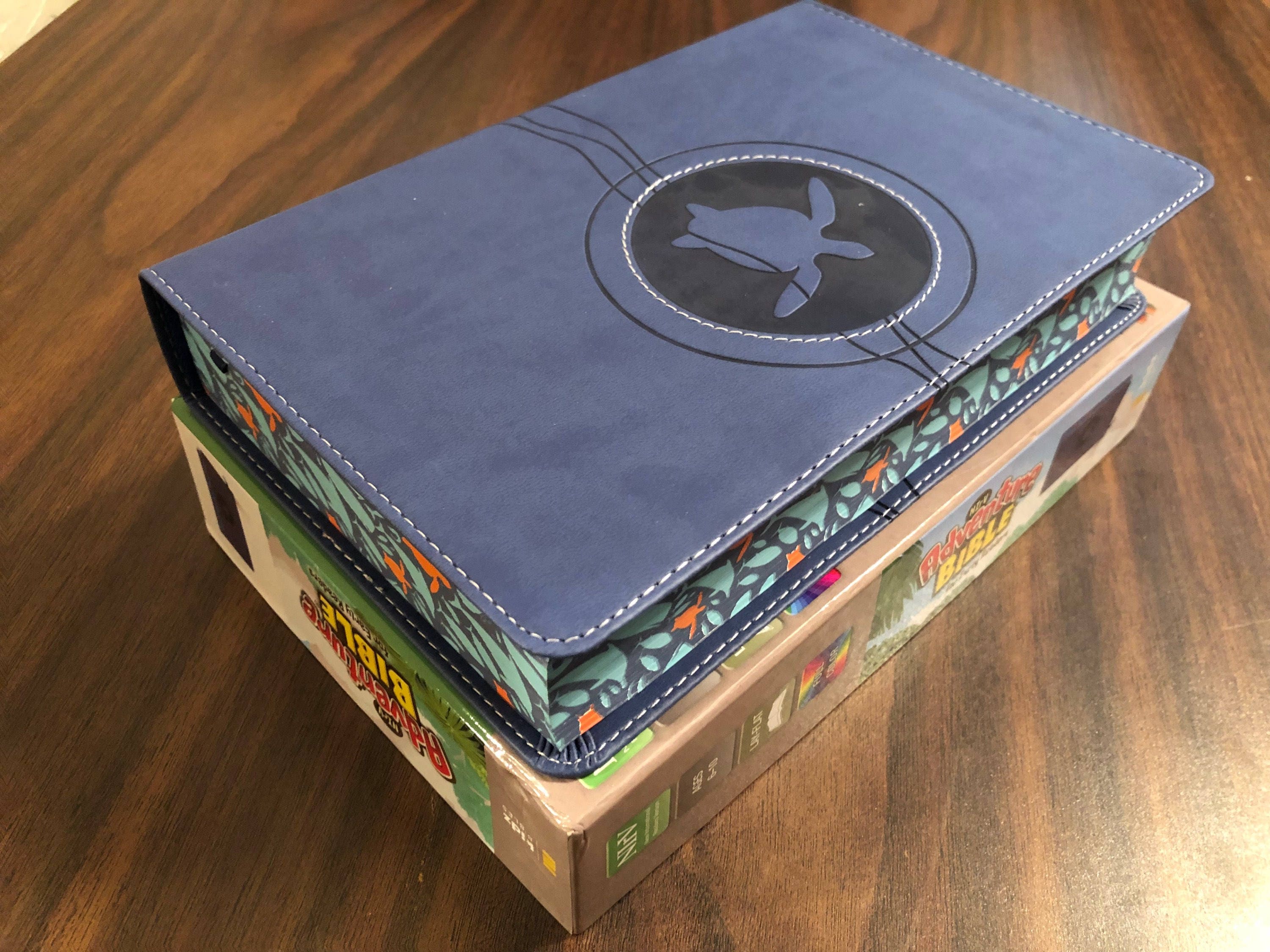 Personalized NIRV Adventure Bible For Early Readers - Blue berry Duoto ...