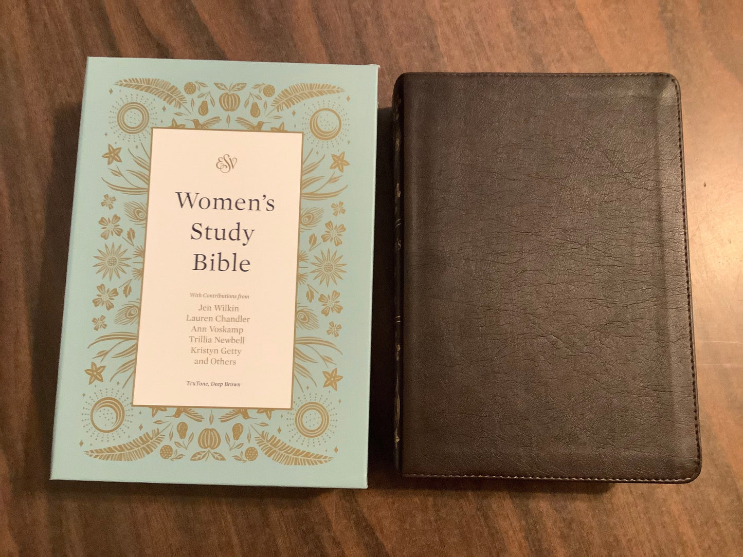 Personalized ESV Women's Study Bible - Deep Brown Trutone ** Custom Imprinted, ISBN 9781433572050