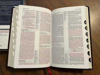 Personalized NIV Thinline Reference Bible Thumb Indexed - Burgundy Bonded Leather, custom imprinted with name, 9780310449645