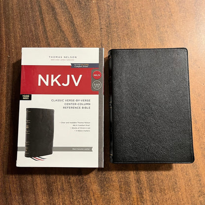 Personalized NKJV Verse by Verse Center Column Reference Bible Thumb Indexed - Black Genuine Leather, name Imprinted ISBN 9780785248897