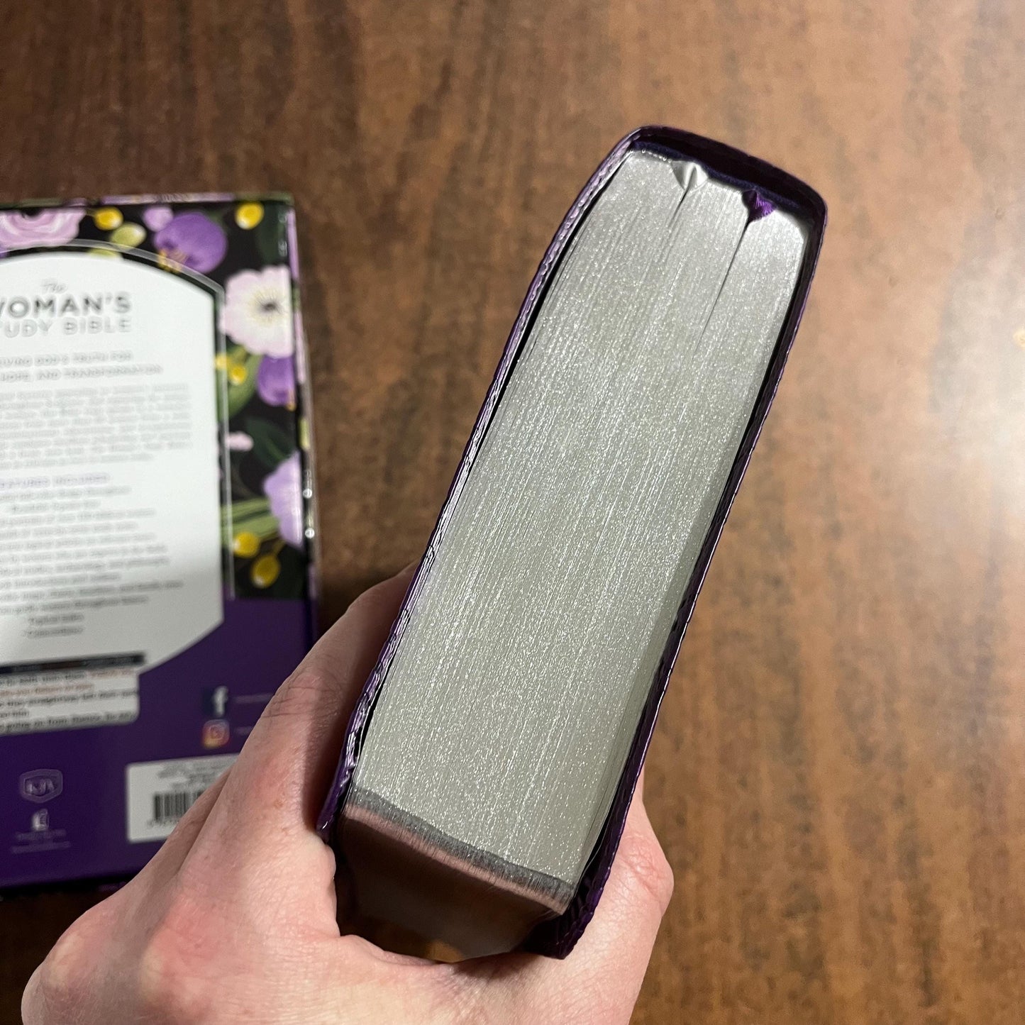 Personalized KJV Woman's Study Bible - Purple LeatherSoft - Custom Imprinted with name engraved, Thomas Nelson Publishers, 978140332465