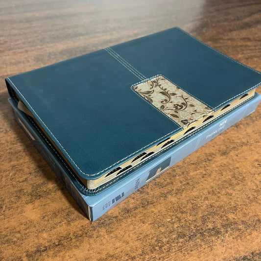 Personalized NIV Thinline Bible Thumb Indexed - Teal LeatherSoft, Custom Imprinted with a name, ISBN 9780310462101