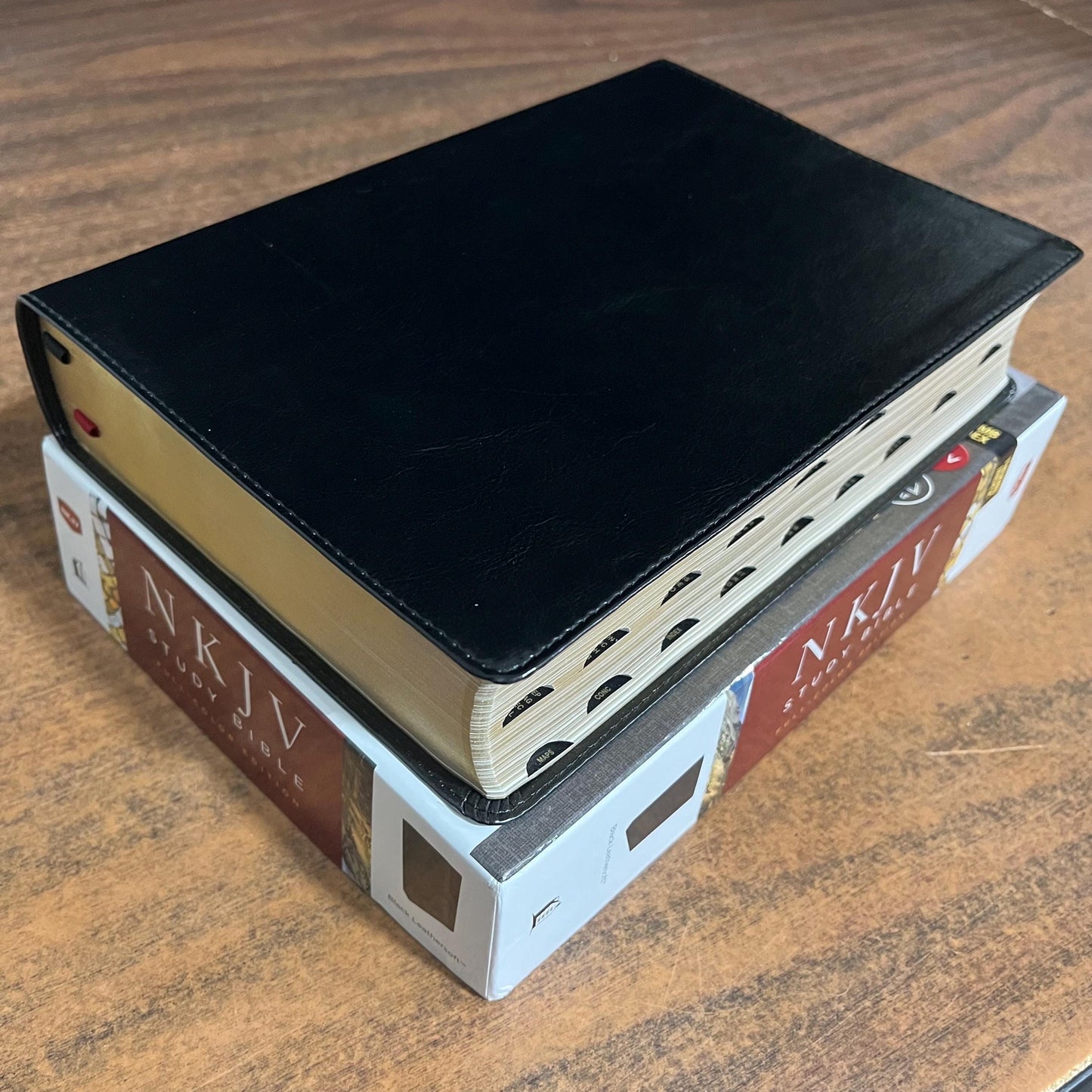 Personalized NKJV Study Bible Thumb Indexed - Black LeatherSoft - Custom Imprinted with name, 9780785220657